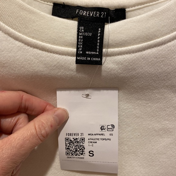 NWT Forever 21 Cream Fleece Crew Pullover Sweatshirt - Picture 5 of 6